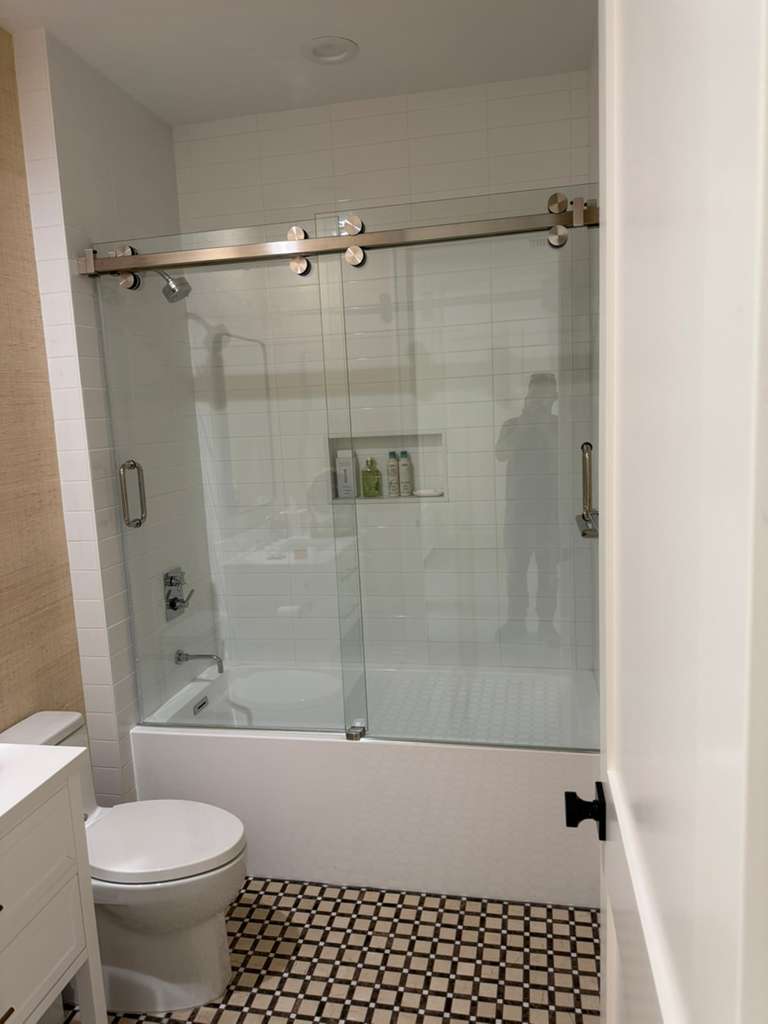 High-quality glass shower enclosure for bathrooms.