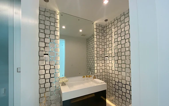Floating Mirrors