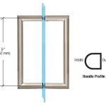 High-quality crystal glass mirror with ergonomic handle profile.
