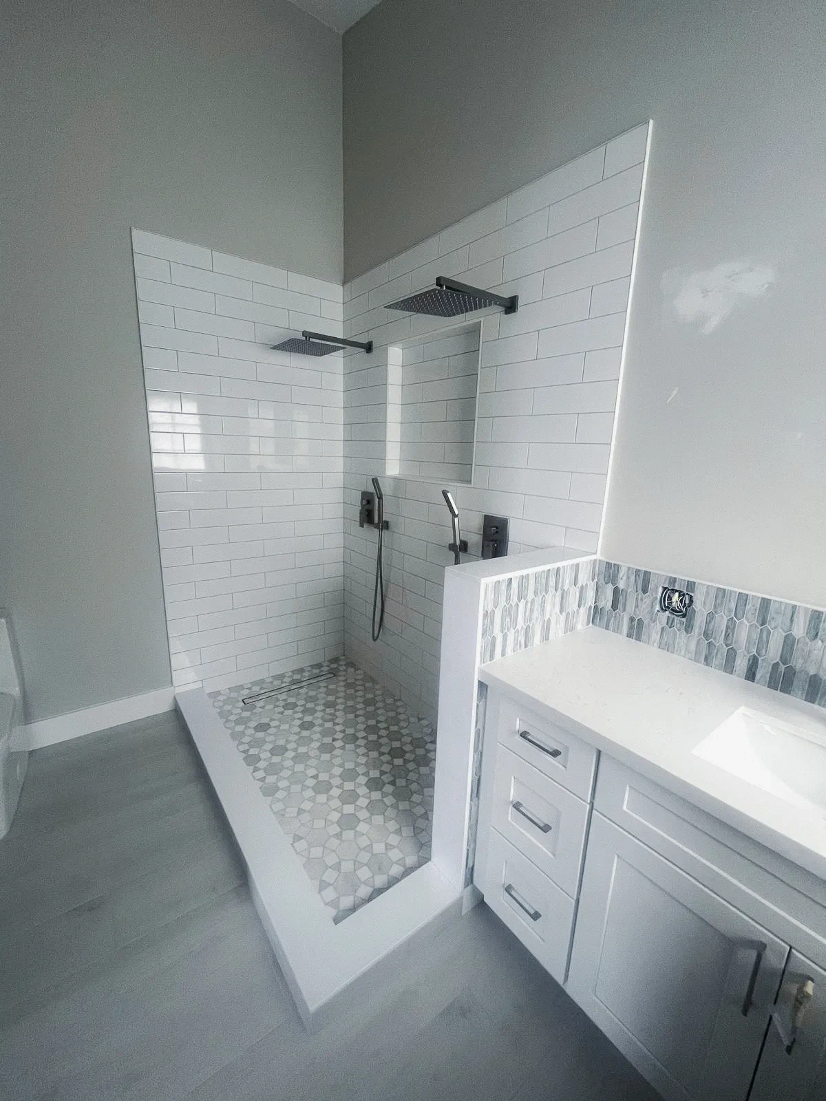 High-quality mirror and glass shower for modern bathroom design.