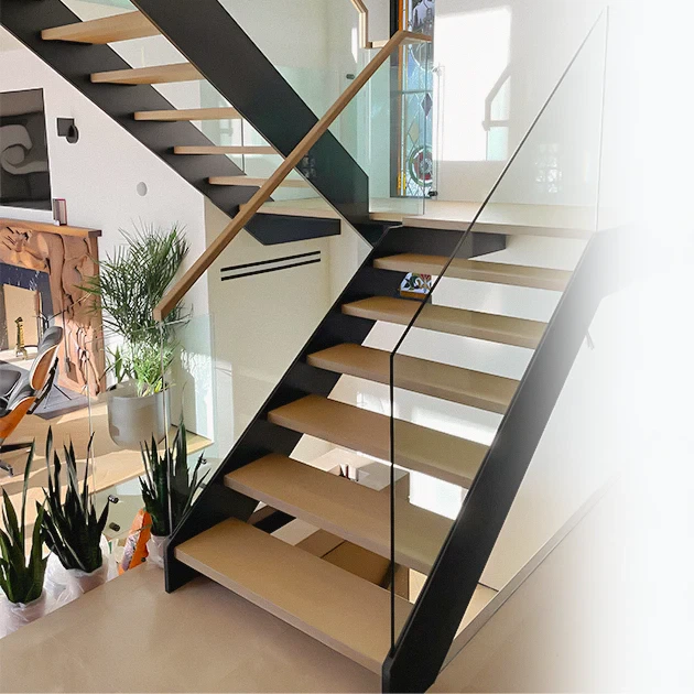 The San Diego floating stairs redefine modern design with their double lateral steel stringers—a perfect balance of structure and light.