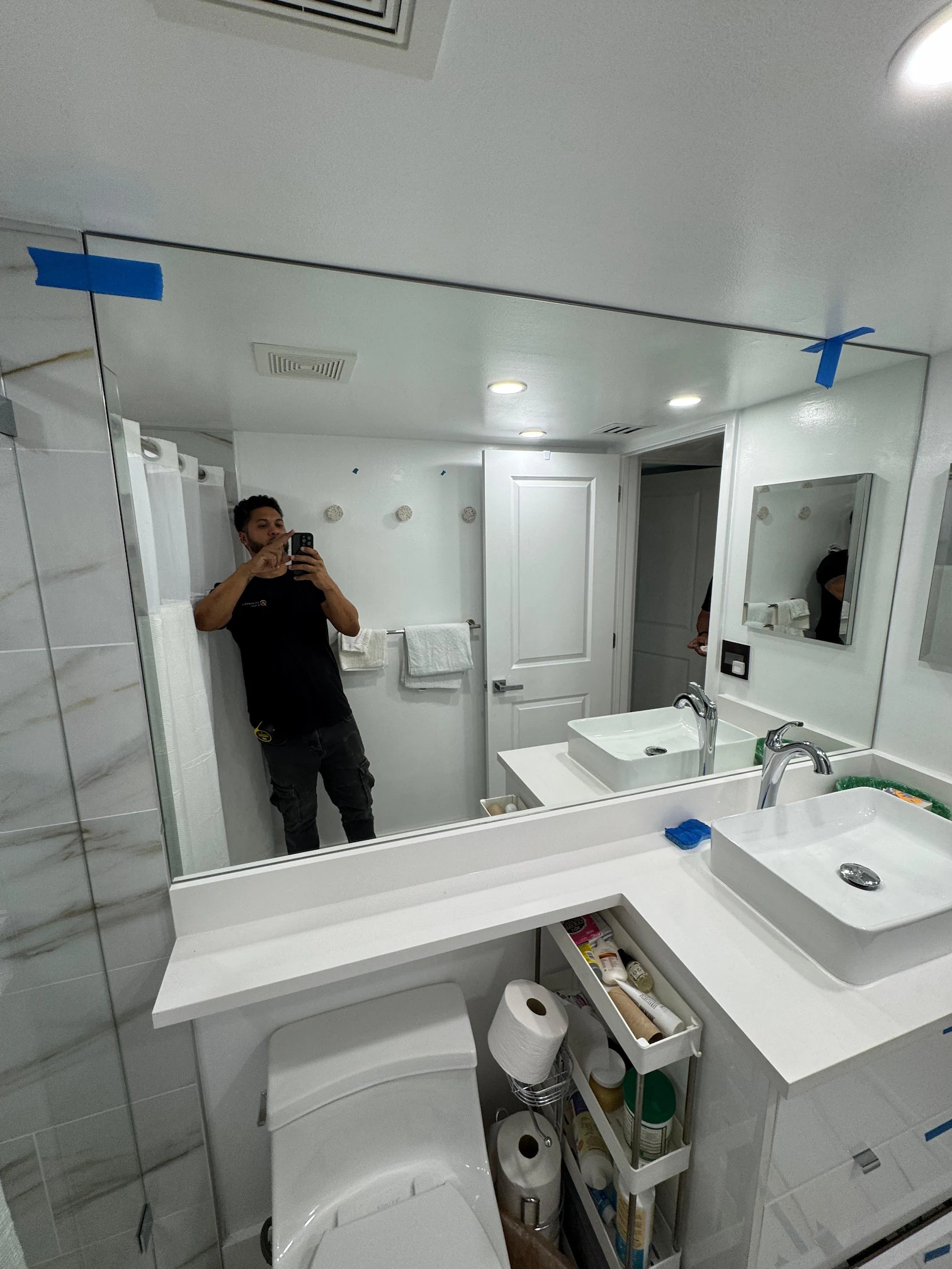 High-quality glass mirror for bathroom, modern and stylish design.
