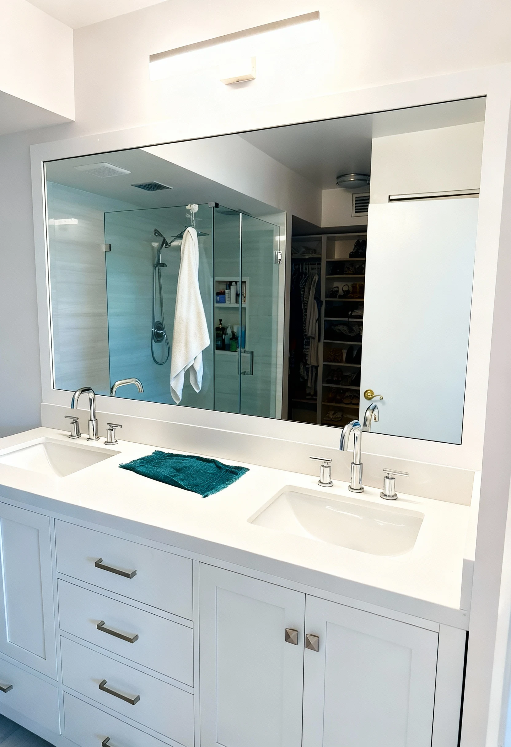 High-quality crystal glass mirror in modern bathroom decor.
